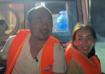 Thu Trang – Tiến Luật hết hồn với trải nghiệm câu mực giữa biển