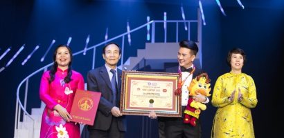 Đàm Vĩnh Hưng xác lập kỷ lục ‘Ca sĩ trình diễn nhiều mashup nhất trong chương trình ca nhạc’