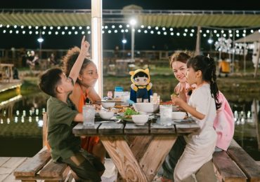 Thảo Trang chiều chuộng con trai vì muốn bù đắp những điều thiếu thốn ở tuổi thơ của chính mình
