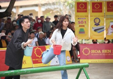 Ái Phương và Châu Đăng Khoa góp sức mang về giải thưởng 90 triệu cho trẻ em mồ côi