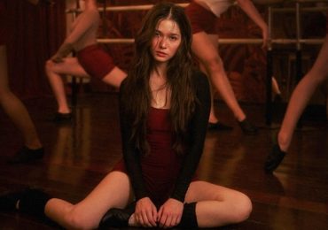 Violette Wautier gây sốc với cảnh quay nhảy múa tại nghĩa địa trong MV mới