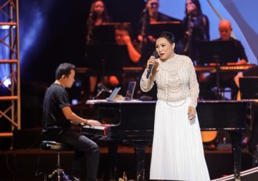 ‘Đóa hồng gai’ Phương Thanh được khán giả Thủ đô chào đón nồng nhiệt