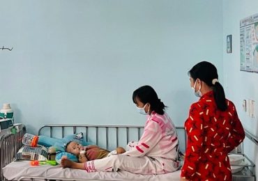 Nhiều trẻ dưới 24 tháng mắc bệnh sởi, TP.HCM sẵn sàng hệ thống dự phòng, điều trị