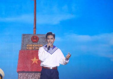 Dấu ấn Việt: Đông Triều ghi điểm với giọng hát và thần thái biểu diễn ấn tượng