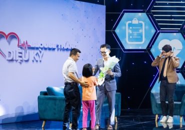 MC Vũ Mạnh Cường xúc động kết nối cho bác sĩ hội ngộ cùng bệnh nhân bị hở hàm ếch