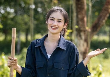 Hoa hậu Ý Nhi cùng thí sinh Mr World Vietnam 2024 trồng cây gây rừng