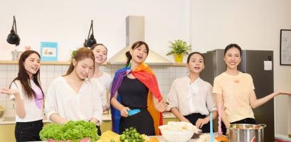 Bùi Quỳnh Hoa cùng dàn thí sinh MIQVN 2023 làm món chay tặng các cụ già