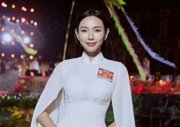 Hoa hậu Thuỳ Tiên khoe sắc nền nã với áo dài tại Huế