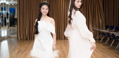 Hoa khôi nhí Lê Huỳnh Bảo Ngọc học catwalk từ Hoa hậu Lê Hoàng Phương