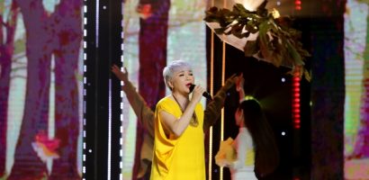 Đông Đào ‘rợn người’ khi nghe ‘sầu nữ phòng trà’ Hương Giang hát