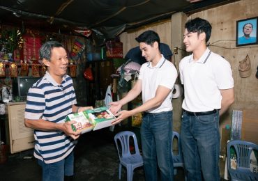 Tuấn Ngọc và Minh Toại hỗ trợ kinh phí xây nhà tình thương cho hộ gia đình khó khăn