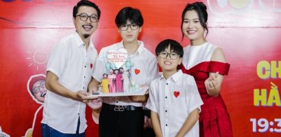 Lâm Vỹ Dạ – Hứa Minh Đạt xúc động khi cùng con quay hình truyền hình thực tế