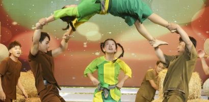 Kỳ tài lộ diện: Thầy trò Song Thy ‘tung hứng’ cực đỉnh với bộ môn nhảy dây