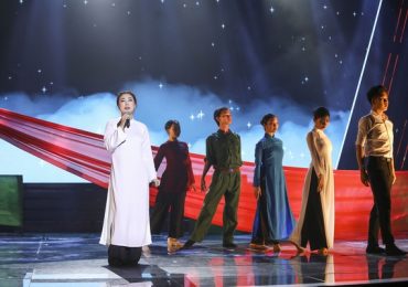 Dấu ấn Việt: ‘Nữ tự vệ’ Thiên Phú xinh đẹp, ghi điểm với giọng hát cao vút