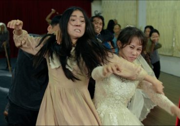 ‘Làm giàu với ma’ tung cảnh quay hài hước khi các hồn ma tranh giành trúng số với nhau