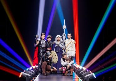 Tự Long bắn rap, Đinh Tiến Đạt và Cường Seven thể hiện vũ đạo bùng nổ