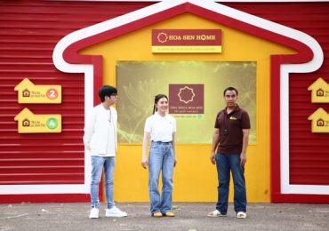 Nguyệt Ánh và Bùi Anh Tuấn xúc động khi chứng kiến hoàn cảnh của các em nhỏ mồ côi