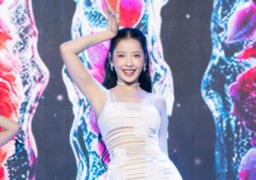 Nhan sắc lộng lẫy của Chi Pu khi dự sự kiện