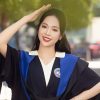 Á hậu Trịnh Thùy Linh khoe nhan sắc ngọt ngào tại lễ tốt nghiệp