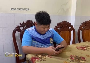 Câu chuyện cuộc sống: Dạy trẻ ứng xử trước các trào lưu trên mạng xã hội
