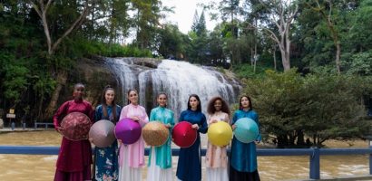Thí sinh Miss Cosmo 2024 diện áo dài tham quan Đà Lạt