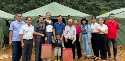 Hoa hậu Lương Thùy Linh về Cao Bằng hỗ trợ người dân