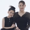 ‘Thần tiên tỷ tỷ’ 11 tuổi Linh Nhi ‘đọ sắc’ cùng mẹ
