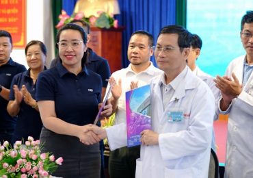Bệnh viện Bệnh Nhiệt Đới ‘bắt tay’ MCV Group đẩy mạnh truyền thông, đào tạo