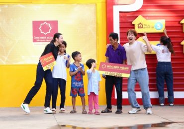 MC Quyền Linh và ‘Mái ấm gia đình Việt’ có mặt tại Hà Nam để giúp đỡ 18 hoàn cảnh