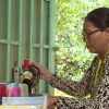 Thần Tài gõ cửa: Người phụ nữ khuyết tật chân, đơn thân nuôi con bằng nghề may vá