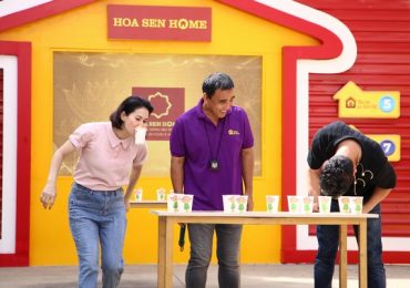 Lâm Vũ và Thân Thúy Hà góp sức mang về 95 triệu đồng cho các em nhỏ mồ côi
