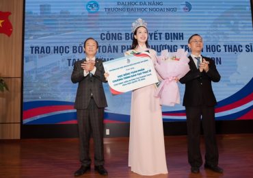 Hoa hậu Thanh Thuỷ nhận học bổng thạc sĩ