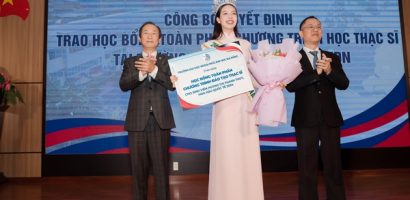 Hoa hậu Thanh Thuỷ nhận học bổng thạc sĩ