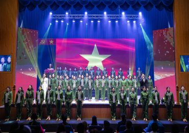 Hoa hậu Quế Anh song ca cùng Nam vương Tuấn Ngọc