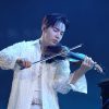 Henry Lau chơi nhạc cụ, ‘bắn’ nốt cao ‘siêu đỉnh’ trên sân khấu HOZO 2024