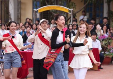 Viên Vibi, Sam, Tiểu Vy hóa các thành viên LUNAS, vũ đạo ‘độc đáo’ khiến khán giả ‘cười bò’