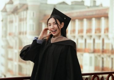 Hoa hậu Thuỳ Tiên nhận bằng tốt nghiệp thạc sỹ tại Thuỵ Sĩ