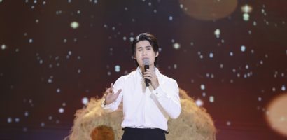 Nguyên Linh chuẩn ‘soái ca’ sơ mi trắng, ‘đốn tim’ cả ban giám khảo và khán giả