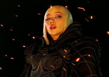 Tóc Tiên sản xuất MV cover ca khúc chủ đề giải đấu Legue of Legends 2025 (mùa 1)