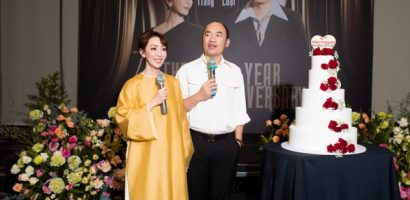 Thu Trang – Tiến Luật bất ngờ bị ekip ‘đánh úp’ tổ chức kỷ niệm 14 năm ngày cưới