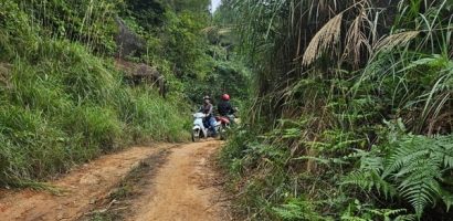 Hãi hùng cung đường tự phát đưa du khách lên Chùa Hương Tích