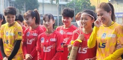 CLB nữ TPHCM hội quân, Huỳnh Như và Thùy Trang chờ 1 năm bùng nổ