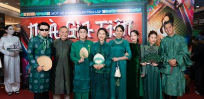 Dàn sao Việt diện trang phục truyền thống ‘đổ bộ’ thảm đỏ ‘Nhà Gia Tiên’