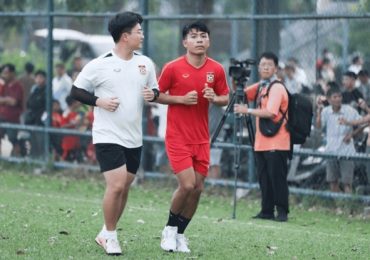 Đội tuyển Lào mất trụ cột sát giờ đấu Việt Nam