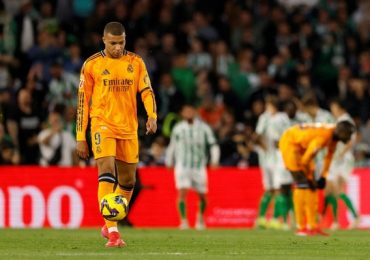 Real Madrid làm hại chính mình với sự tự mãn