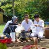 Diễn viên Quốc Anh tung skill rửa chén điêu luyện với Võ Tấn Phát