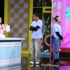 Nhà mình quá đỉnh: Hoàng Phi quăng miếng ‘hạt nhài’ khiến MC Hồng Phúc bất lực