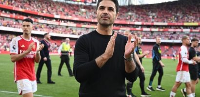 Bao giờ Arsenal hết về nhì?