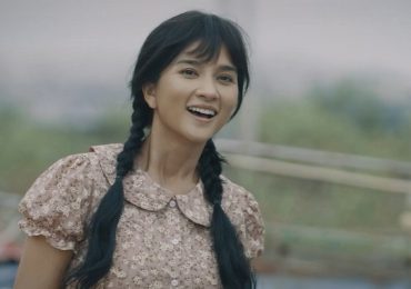 Kim Tuyến nói gì về vai diễn đầy nước mắt trong phim ‘Mẹ biển’?