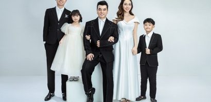 Cả nhà Ưng Hoàng Phúc – Kim Cương lần đầu chụp ảnh kỷ niệm
